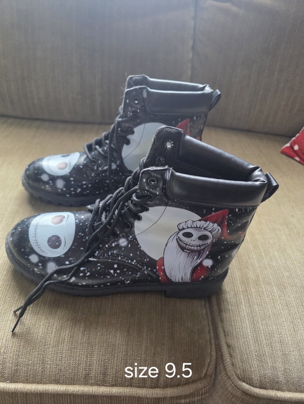 Disney The Nightmare Before Christmas Sandy Claws Combat Boots 9.5